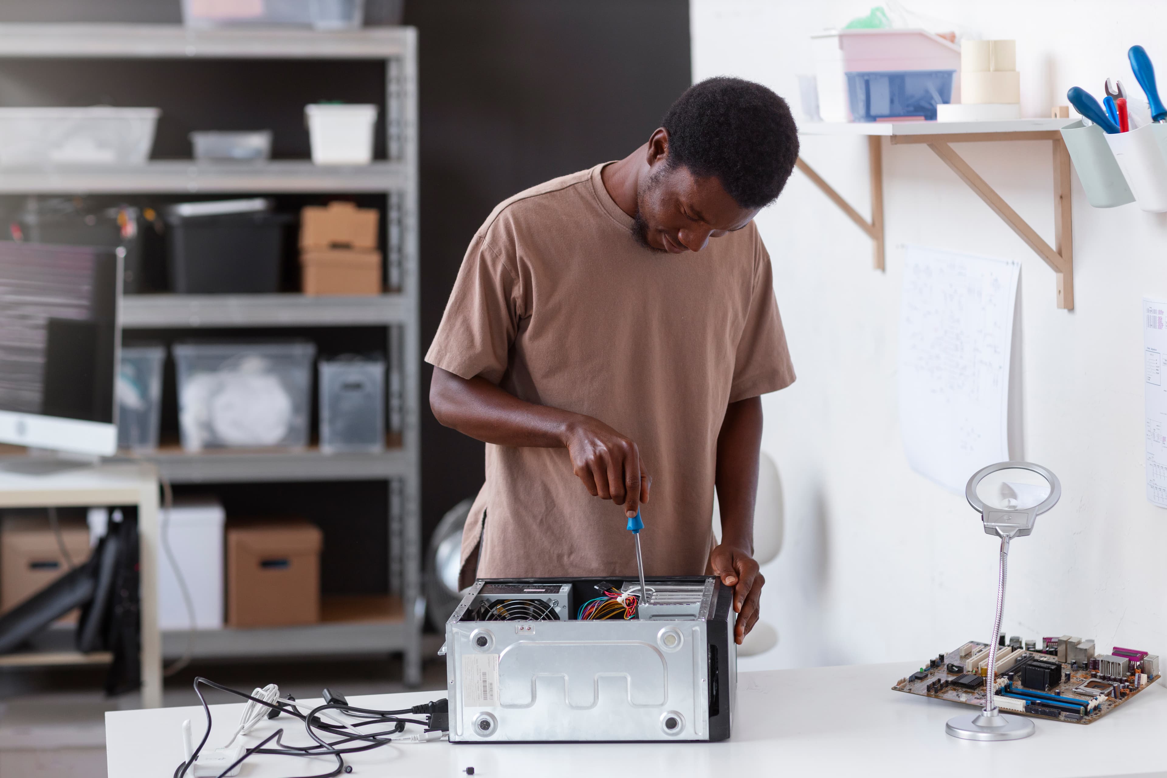 Collecte d’équipements électriques et électroniques à recycler